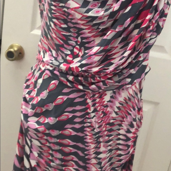 DONATEMaggy London pink, grey, white pattern dress - Picture 3 of 6